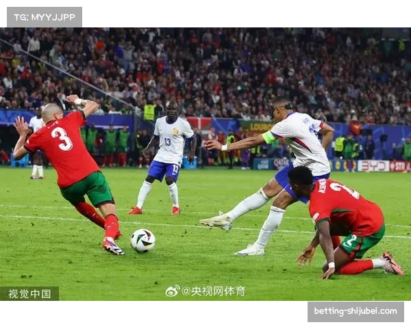 葡萄牙体育客场凭借点球险胜 门将扑救成比赛转折点